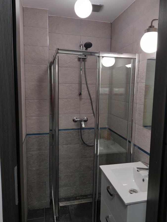 Mirrorroom Pl Downtown Warszawa Eksteriør billede